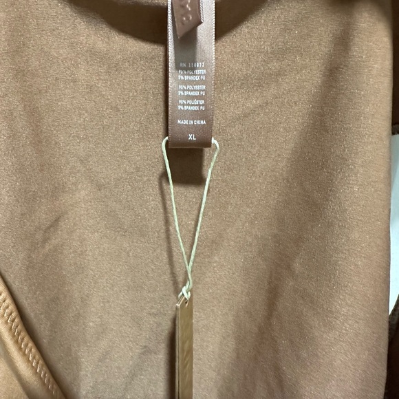 SKIMS Wet Jersey Cutout Bodysuit NWT Size XL - Picture 3 of 4